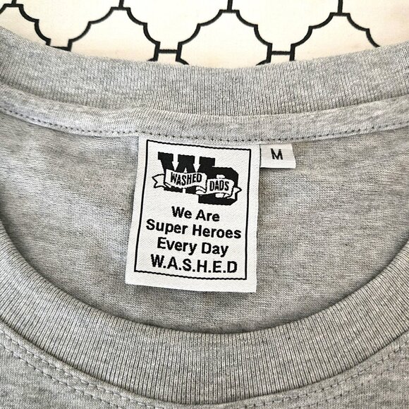 BNWOT Dad Themed Collegiate Logo Grey / Red Heavyweight Tee Shirt Size Med - Picture 2 of 3